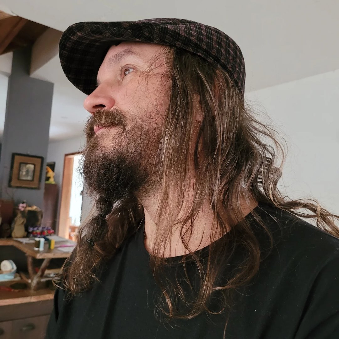 Heavy Almir Turini Zamprogno - Artista tatuador da Tattoo Clinic